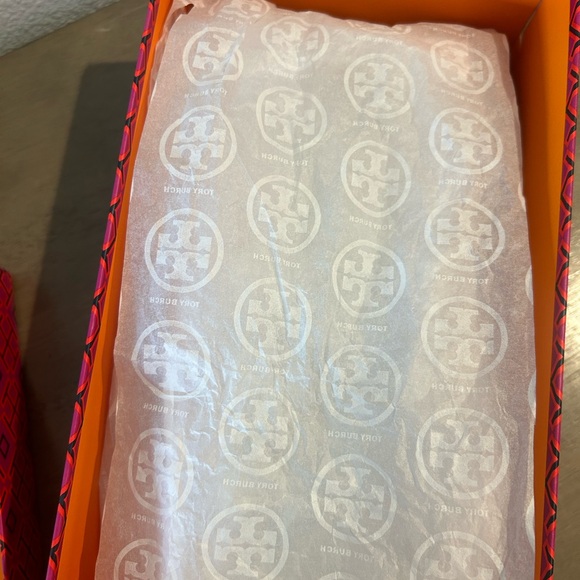 Tory Burch flat 8.5 - Picture 9 of 9